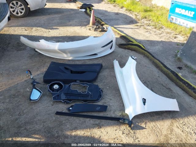 5YJ3E1EB4KF494267 Tesla Model 3 Long Range/performance