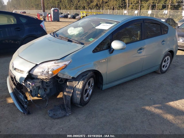Toyota Prius Two 2015 JTDKN3DU4F1895908 Image 2