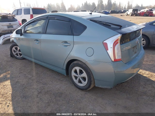 Toyota Prius Two 2015 JTDKN3DU4F1895908 Image 3