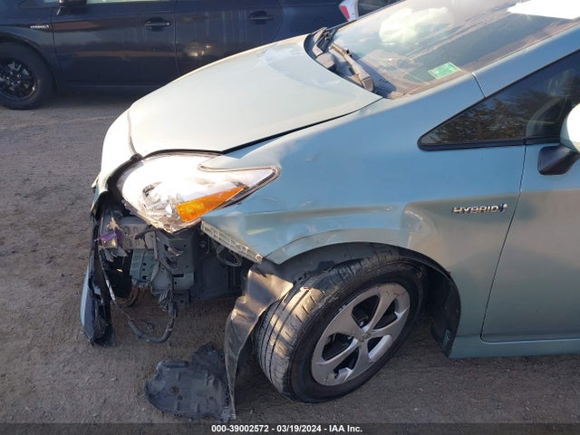 Toyota Prius Two 2015 JTDKN3DU4F1895908 Image 6