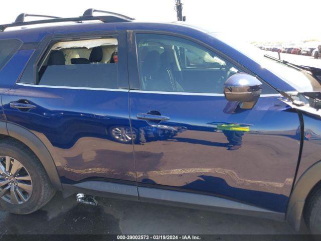 5N1DR3BA3NC256763 Nissan Pathfinder Sv 2wd