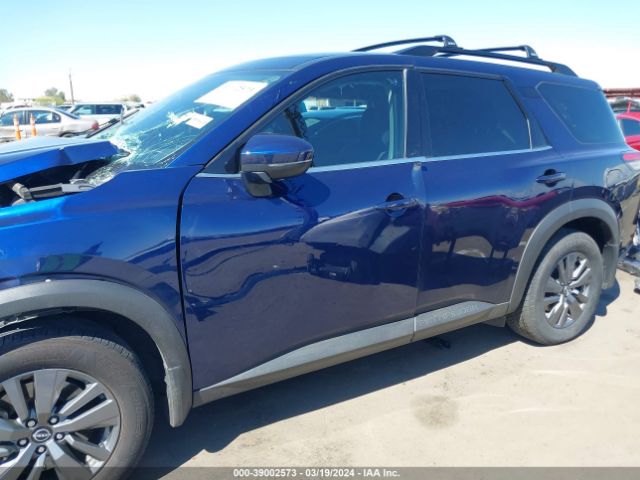 5N1DR3BA3NC256763 Nissan Pathfinder Sv 2wd