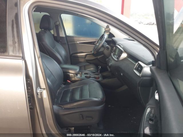 5XYPK4A51GG004332 KIA Sorento 3.3l Sx