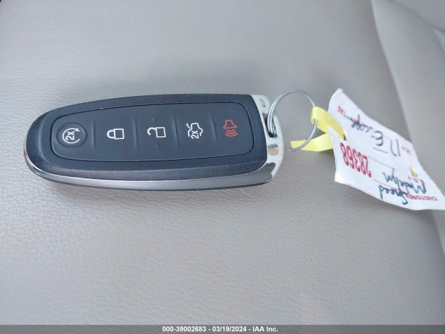 Ford Escape Titanium 2017 1FMCU0J94HUF02749 Image 11