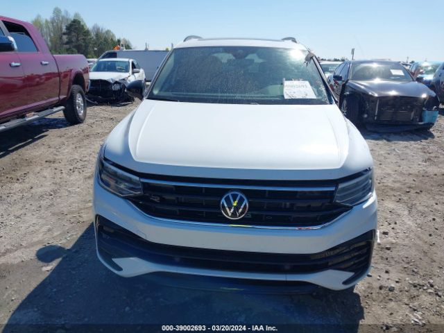 3VV8B7AX0NM150651 Volkswagen Tiguan 2.0t Se R-line Black