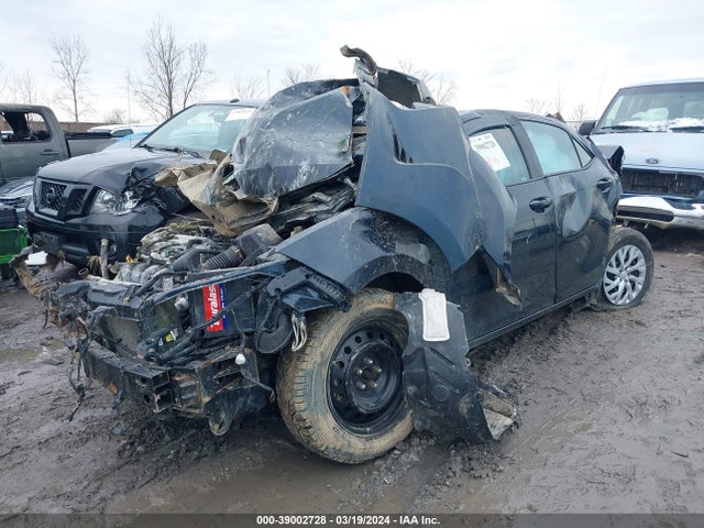 Toyota COROLLA LE 2018 2T1BURHE3JC011163 Image 2
