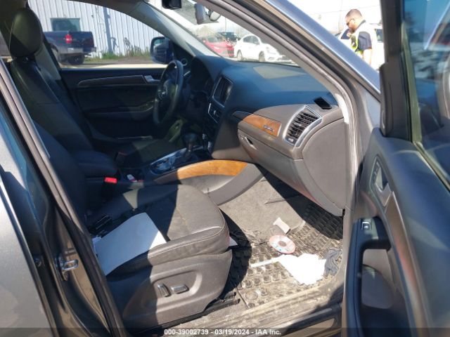 WA1LFAFP4EA050076 Audi Q5 2.0t Premium