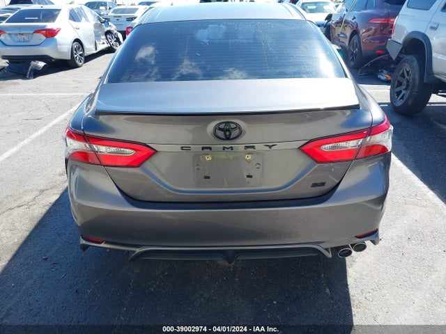 Toyota CAMRY SE 2018 4T1B11HK2JU090467 Image 16