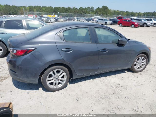 3MYDLBZV7GY115893 Scion IA