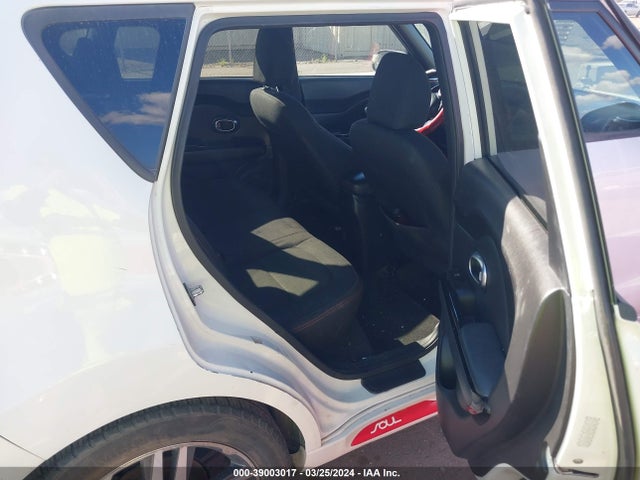 KIA SOUL + 2014 KNDJP3A57E7031482 Image 8