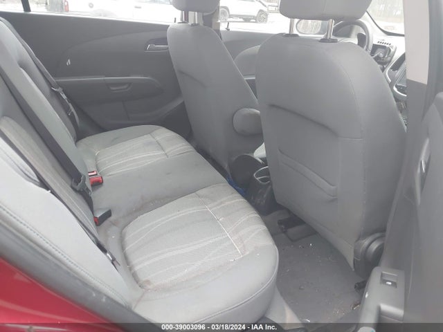 Chevrolet Sonic Lt Auto 2015 1G1JC5SHXF4163051 Image 8