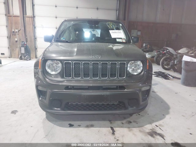 ZACNJBAB8KPK85538 Jeep Renegade Sport 4x4