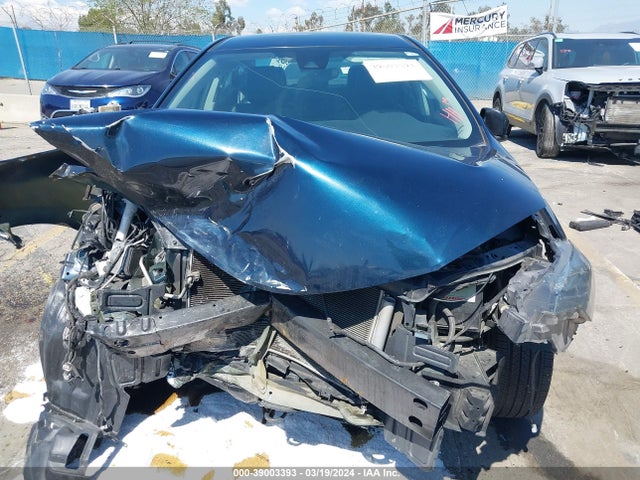 Toyota COROLLA SE 2017 5YFBURHEXHP691802 Image 13