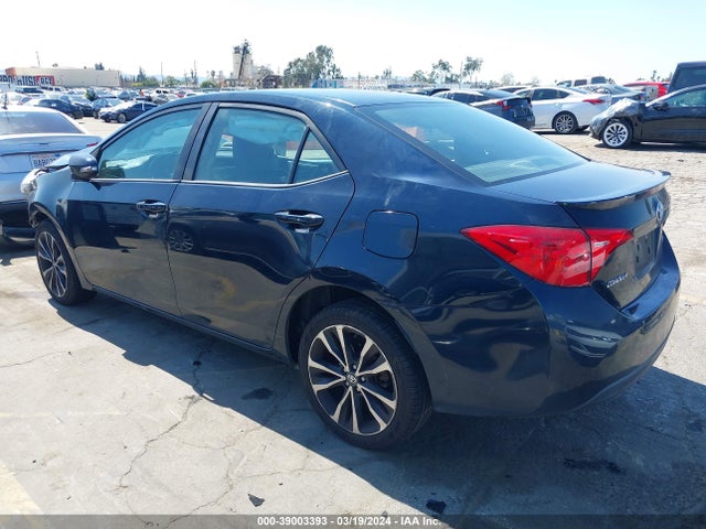 Toyota COROLLA SE 2017 5YFBURHEXHP691802 Image 3
