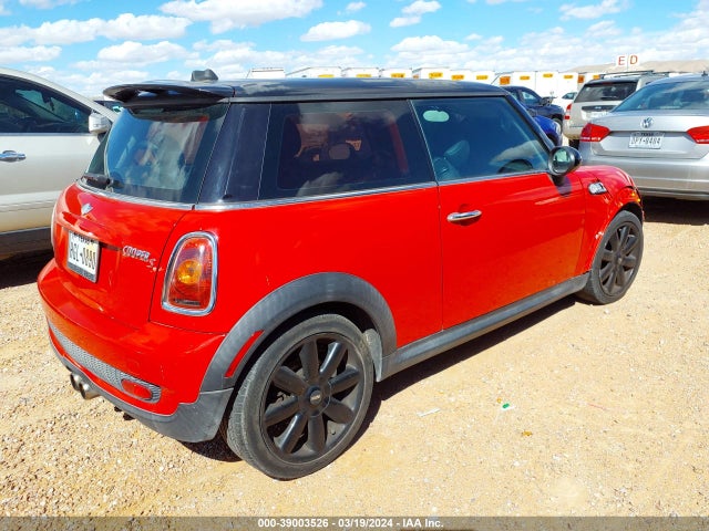 2010 MINI COOPER S WMWMF7C56ATX44375 Photo 3