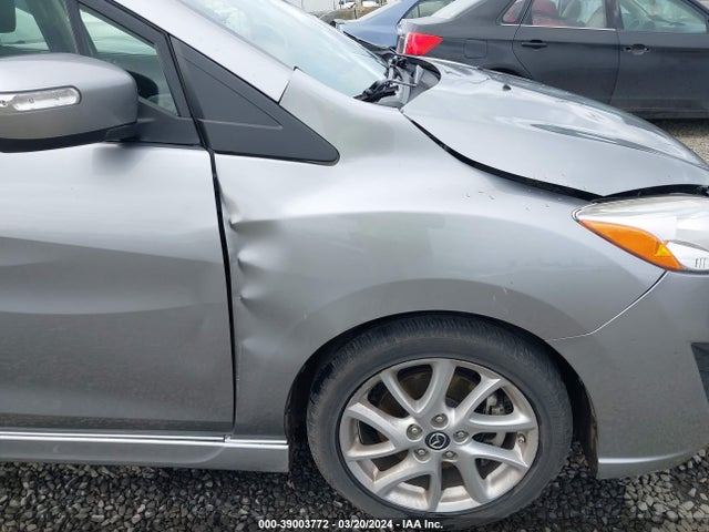 Mazda Mazda5 Touring 2014 JM1CW2CL6E0162882 Image 17