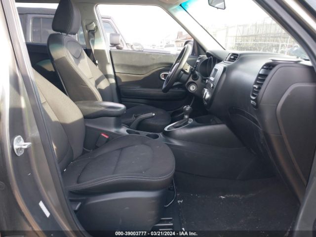 KNDJN2A27F7228014 KIA Soul