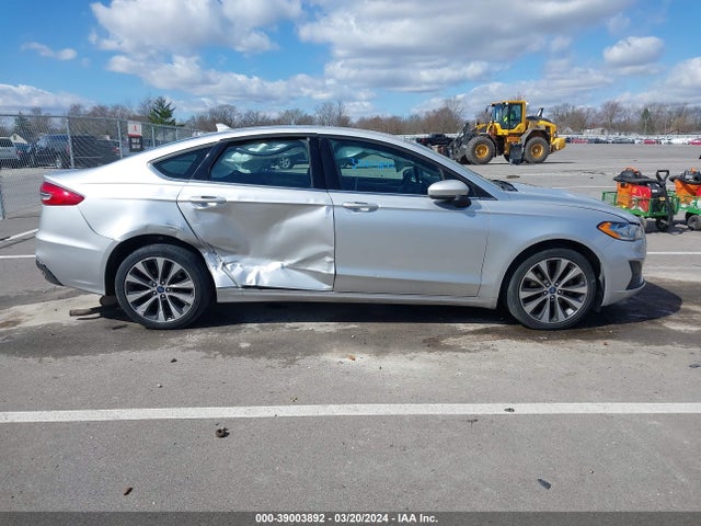 Ford FUSION SE 2019 3FA6P0T98KR269954 Image 14