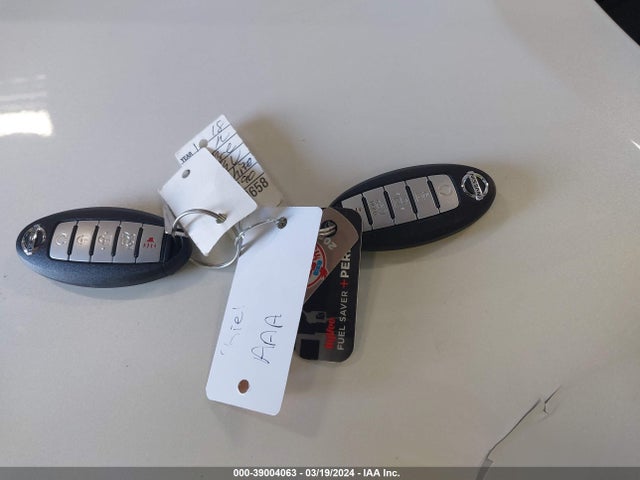 39004063 :رقم المزاد ، KNMAT2MT8JP534190 vin ، 2018 Nissan Rogue Sv مزاد بيع