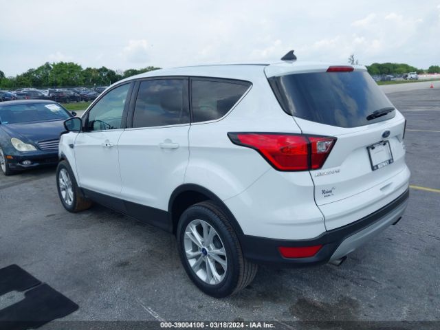 2019 FORD ESCAPE 1FMCU0GD2KUA59200 Photo 2