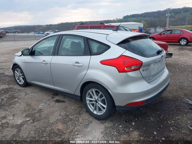 Ford FOCUS SE 2016 1FADP3K2XGL276441 Image 3