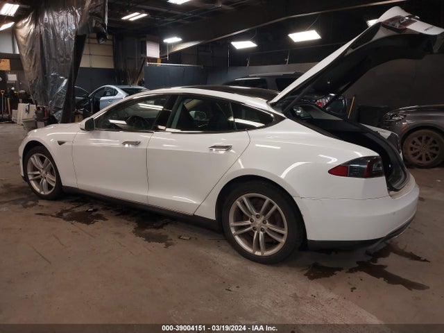 5YJSA1H10EFP35871 Tesla Model S P85