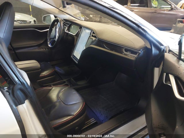 5YJSA1H10EFP35871 Tesla Model S P85
