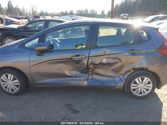 Honda FIT LX 2016 JHMGK5H51GX046247 Image 6