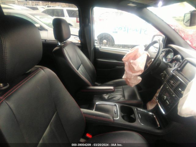 2C4RDGEG7KR689134 Dodge Grand Caravan Gt