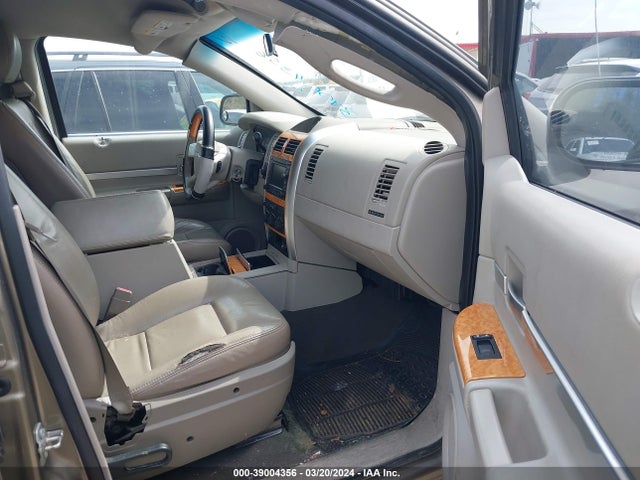 39004356 :رقم المزاد ، 1A8HW58PX7F531030 vin ، 2007 Chrysler Aspen Limited مزاد بيع
