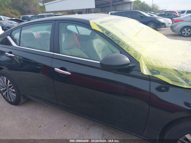1N4BL4DW7RN369322 Nissan Altima Sv Intelligent Awd