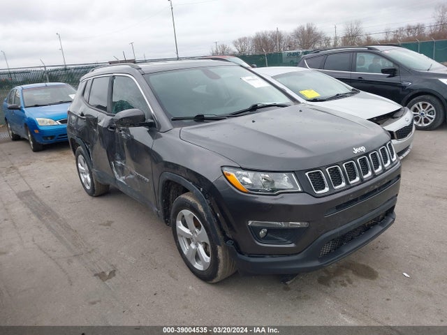 Jeep Compass Latitude 4x4 2019 3C4NJDBB7KT659207 Image 1