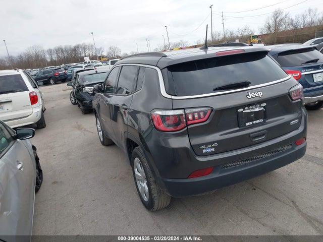Jeep Compass Latitude 4x4 2019 3C4NJDBB7KT659207 Image 3