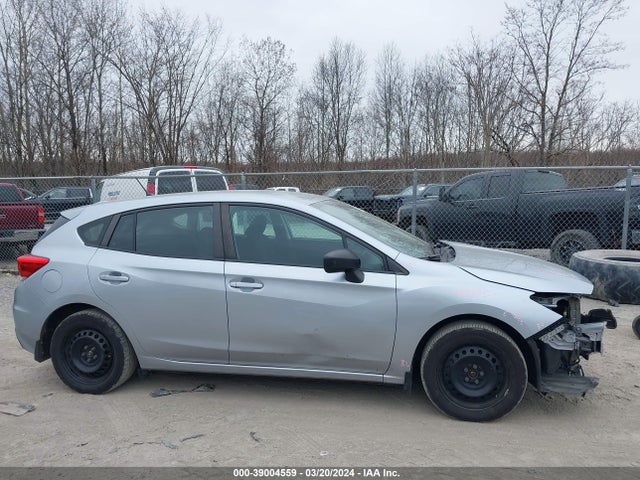 Subaru Impreza 2.0i 2018 4S3GTAA60J1720523 Image 13