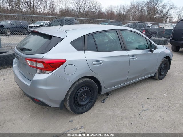 Subaru Impreza 2.0i 2018 4S3GTAA60J1720523 Image 4