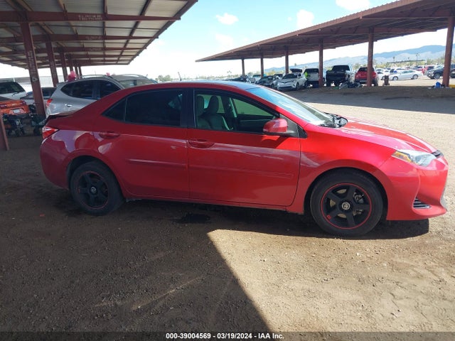 Toyota COROLLA LE 2018 2T1BURHE0JC033265 Image 13