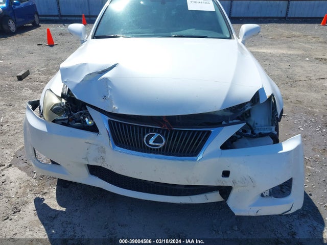 Продаж на аукціоні авто 2010 Lexus Is 350, vin: JTHBE5C2XA5025107, номер лоту: 39004586