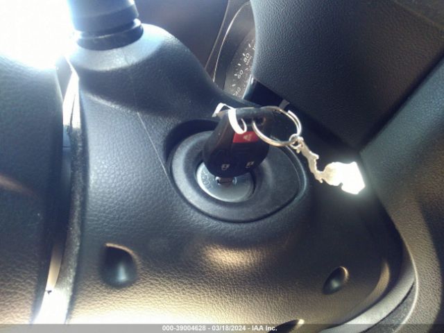 JN8AS5MV0FW253993 Nissan Rogue Select S