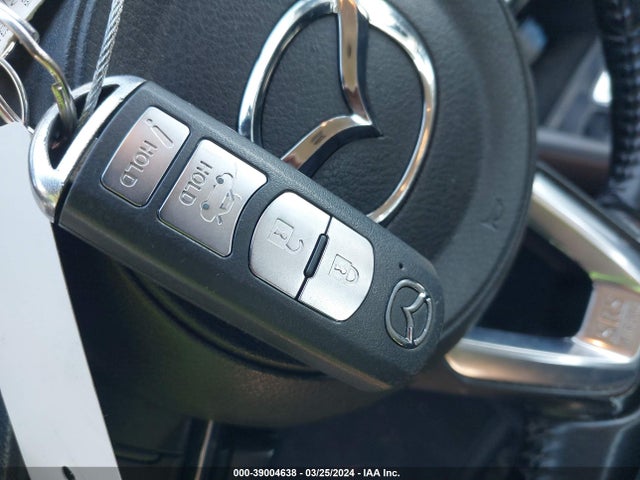 Продажа на аукционе авто 2017 Mazda Mazda6 Sport, vin: JM1GL1U58H1131104, номер лота: 39004638