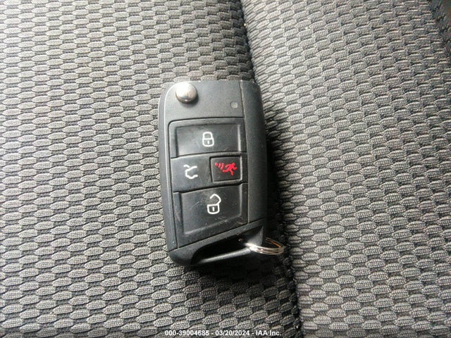 3VW217AU7GM029189 Volkswagen Golf Tsi S 4-door