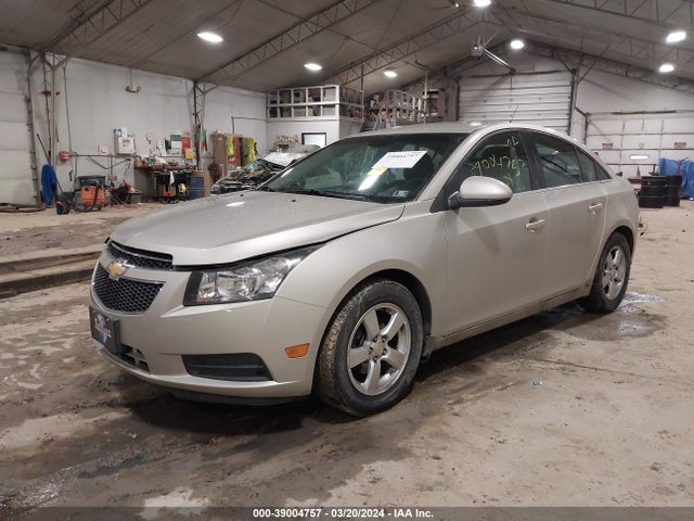 Chevrolet Cruze 1lt Auto 2014 1G1PC5SBXE7359185 Image 2