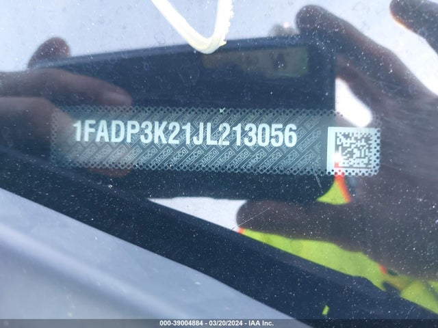 Ford FOCUS SE 2018 1FADP3K21JL213056 Image 9