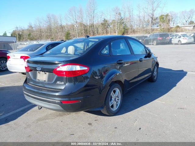 Ford FIESTA SE 2018 3FADP4BJ1JM131663 Image 4