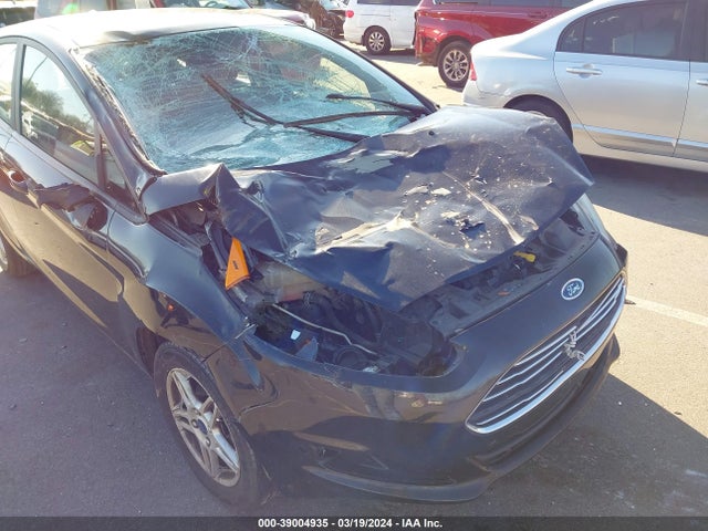 Ford FIESTA SE 2018 3FADP4BJ1JM131663 Image 6