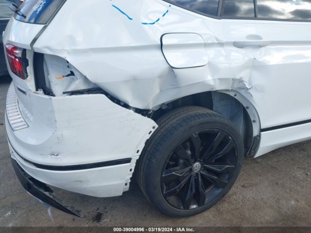 3VV2B7AXXLM179030 Volkswagen Tiguan 2.0t Se/2.0t Se R-line Black/2.0t Sel