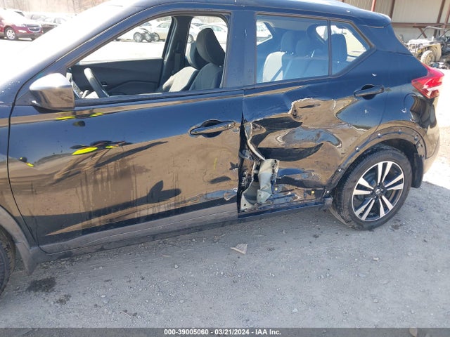 Nissan KICKS SV 2018 3N1CP5CU5JL521890 Image 6