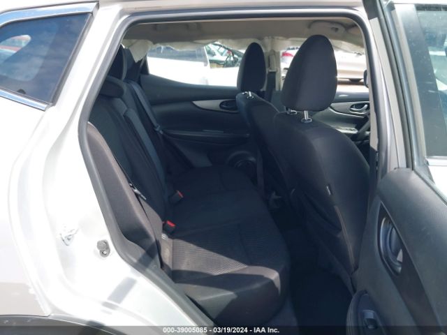 JN1BJ1CP9HW019744 Nissan Rogue Sport S