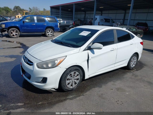 Hyundai ACCENT SE 2016 KMHCT4AE0GU107800 Image 2