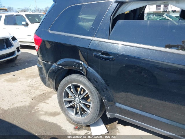 Dodge JOURNEY SE 2018 3C4PDCAB8JT518799 Image 17