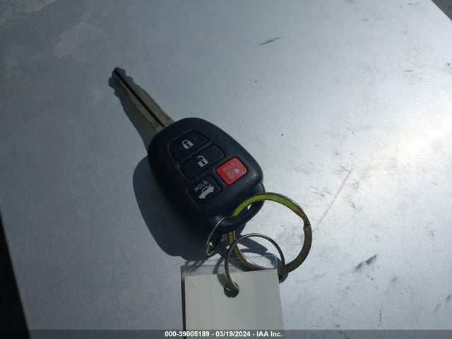 Toyota Corolla S Plus 2016 5YFBURHE2GP487932 Image 11